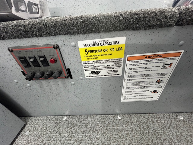 2025 Lund Fury 1600 Tiller - Photo 12